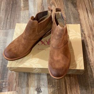 Light brown suede booties from Sofft